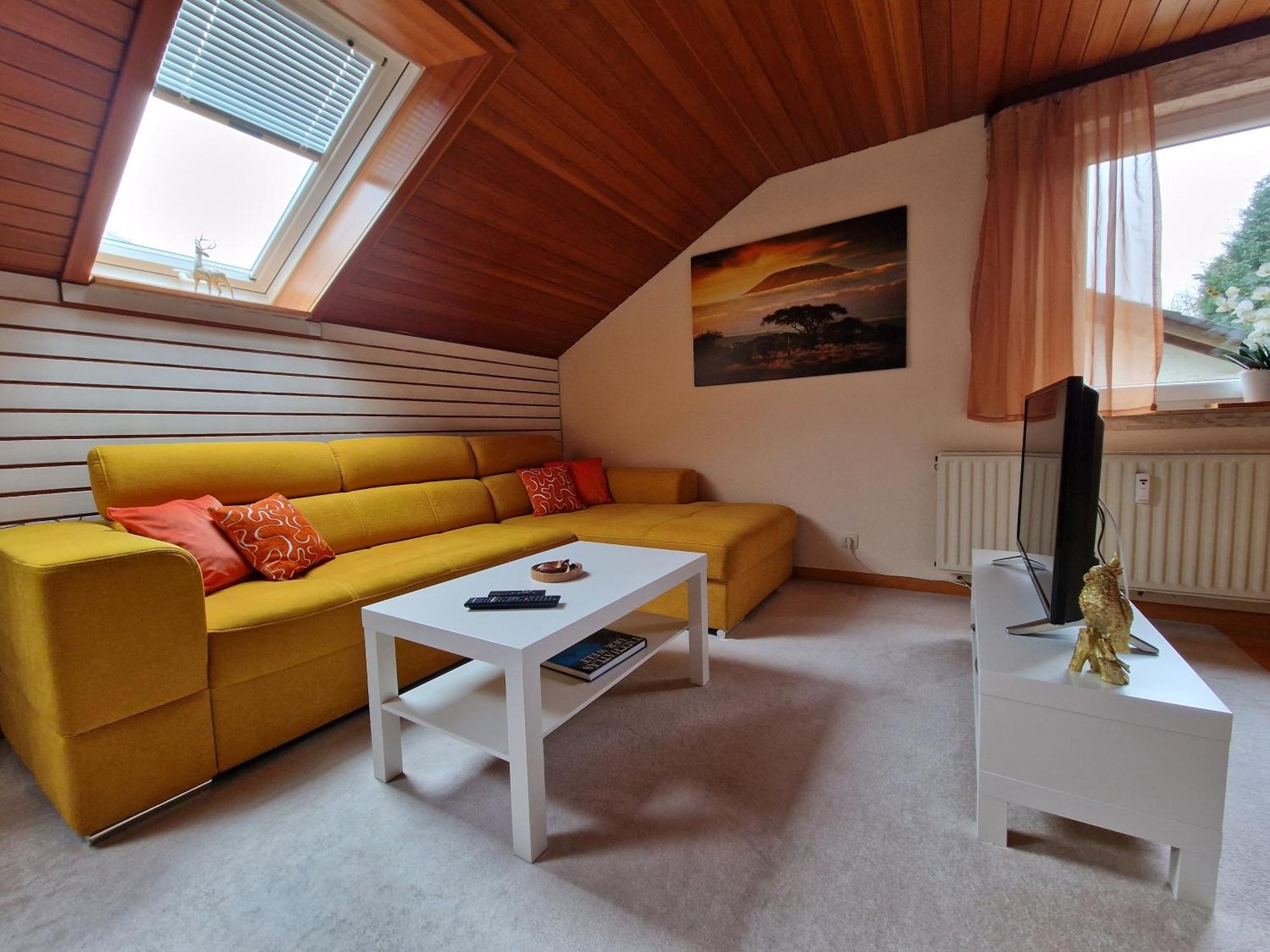 Marburg Apartment Geraeumiger Lukas In Ruhiger Waldrandlage Mit Wintergarten Exteriér fotografie
