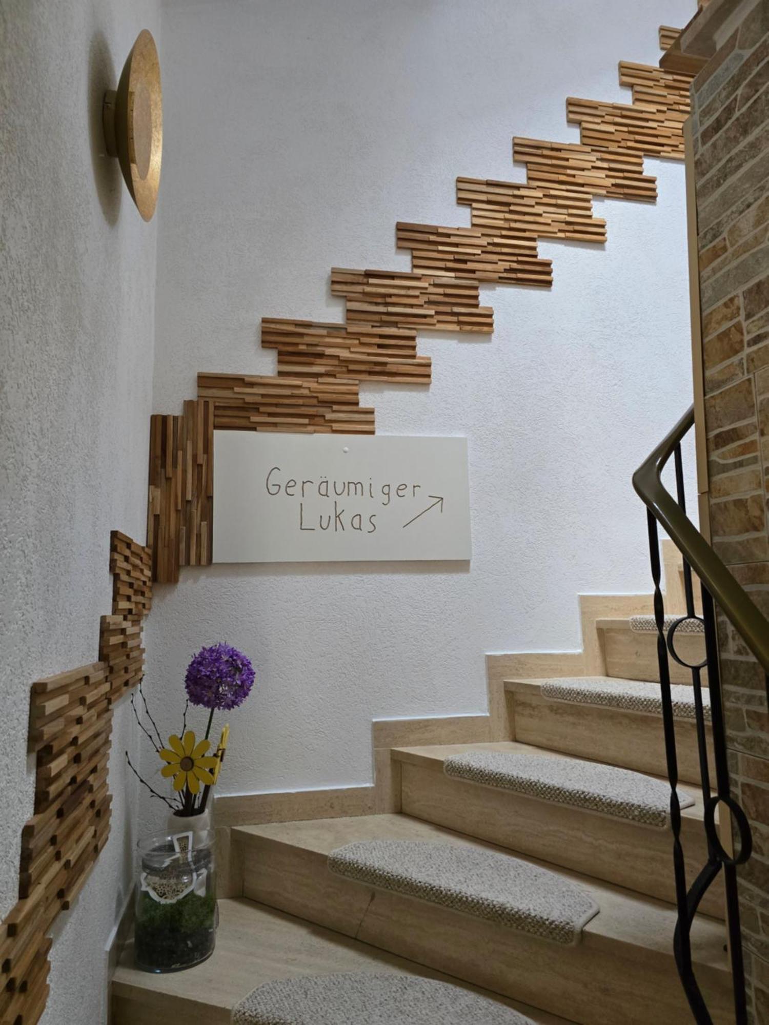 Marburg Apartment Geraeumiger Lukas In Ruhiger Waldrandlage Mit Wintergarten Exteriér fotografie